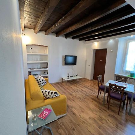 Lovely 1 Bdr Apartment In Paolo Sarpi Мілан Екстер'єр фото
